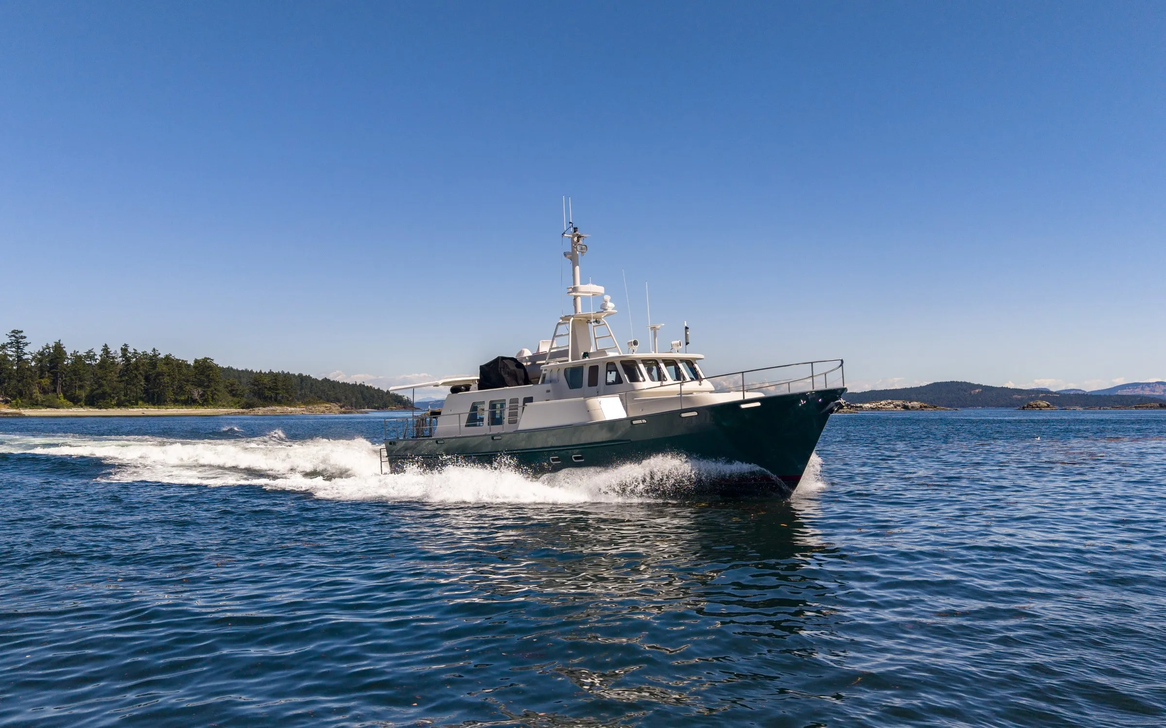 Umiak V — photograph 8 of 49